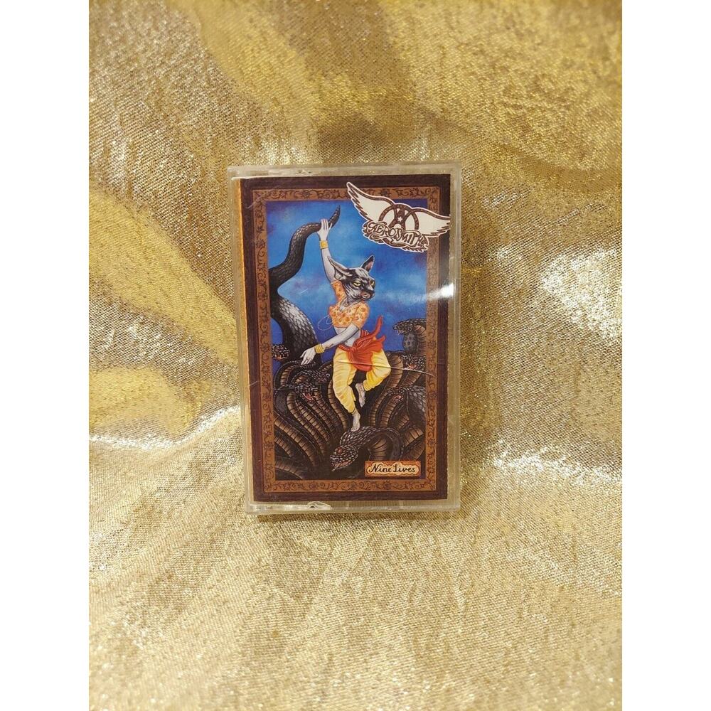AEROSMITH NINE LIVES Cassette Tape 1997 Hard Rock Vintage 90s Music Cat Snakes